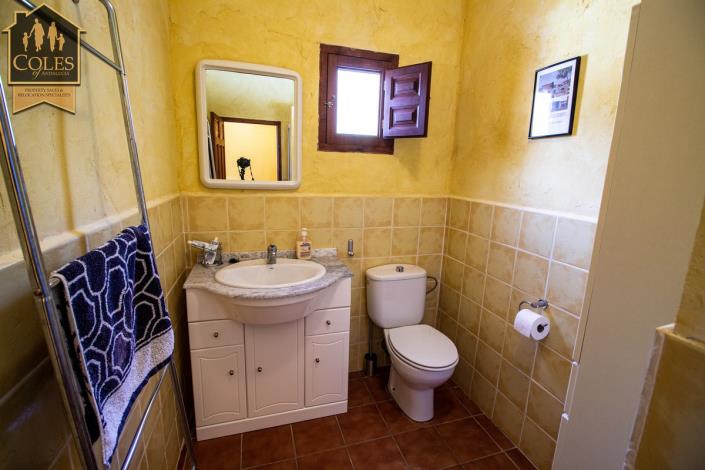 Image No.49-4 Bed Villa / Detached for sale