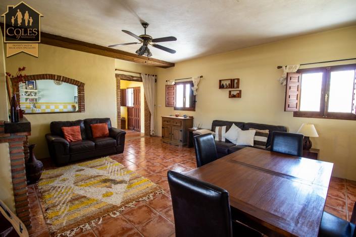 Image No.57-4 Bed Villa / Detached for sale