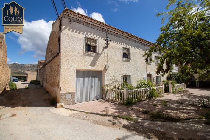 Image No.4-6 Bed Townhouse for sale