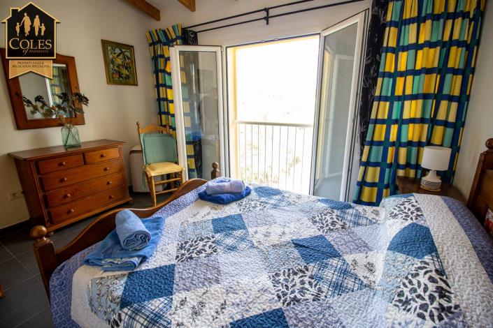 Image No.44-5 Bed Villa / Detached for sale