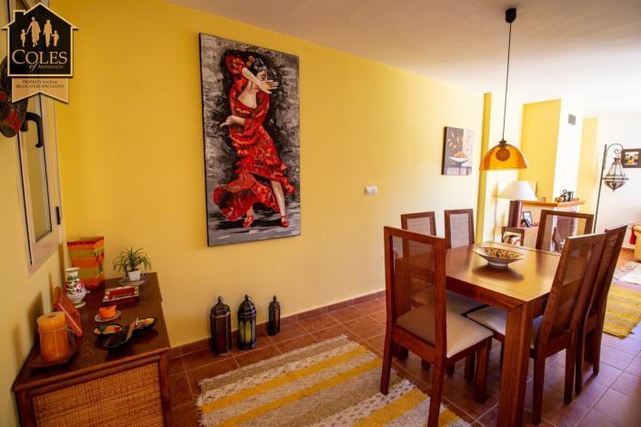 Image No.10-3 Bed Townhouse for sale