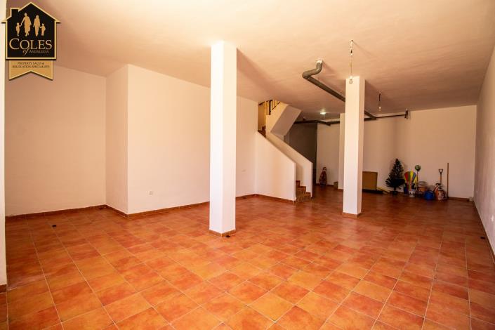 Image No.16-3 Bed Townhouse for sale