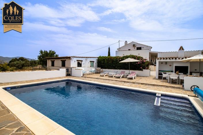 Image No.5-8 Bed Cortijo for sale