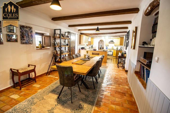 Image No.27-8 Bed Cortijo for sale