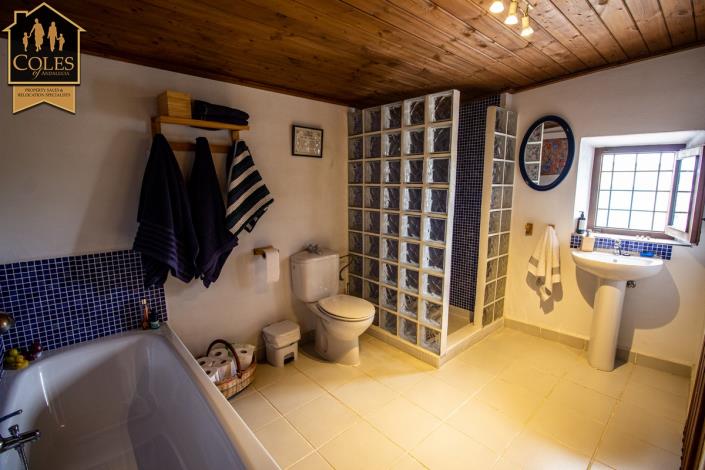 Image No.39-8 Bed Cortijo for sale