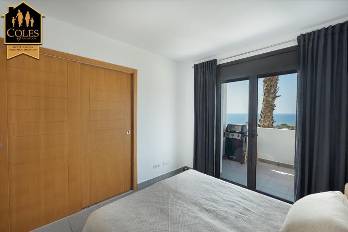 Image No.12-2 Bed Apartment for sale