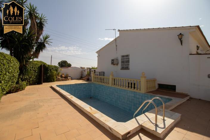 Image No.21-5 Bed Villa / Detached for sale