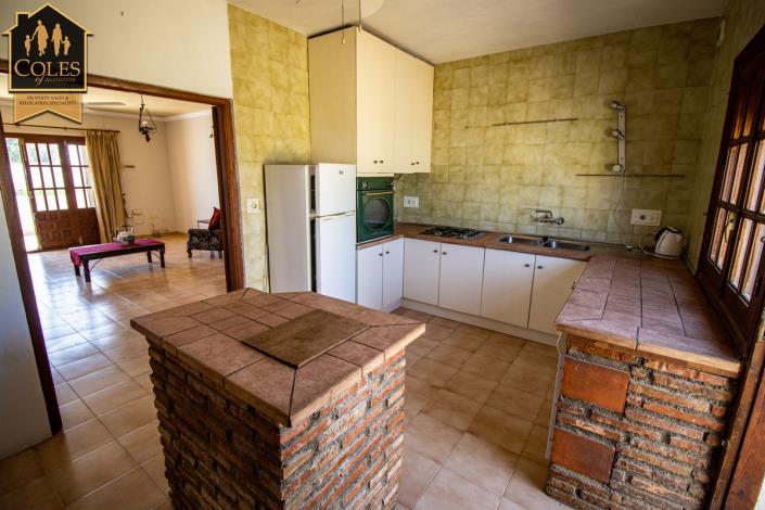 Image No.28-5 Bed Villa / Detached for sale