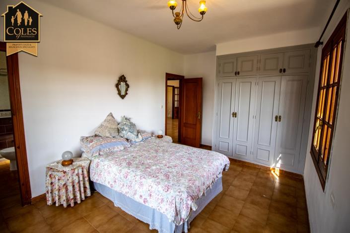 Image No.34-5 Bed Villa / Detached for sale