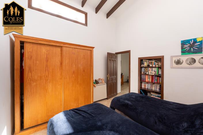 Image No.16-5 Bed Cortijo for sale