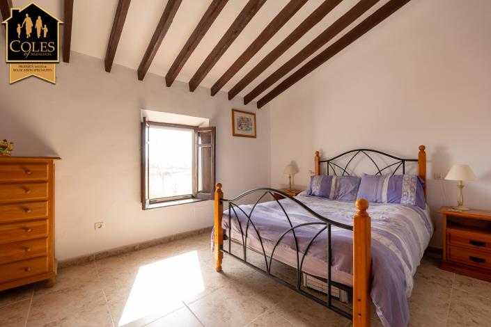 Image No.23-5 Bed Cortijo for sale