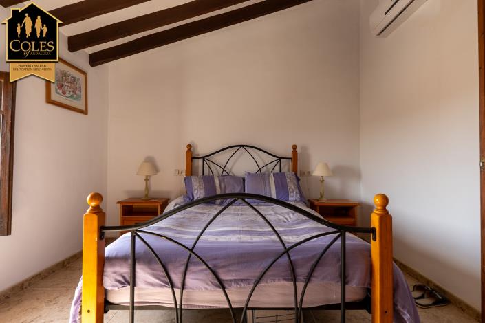 Image No.24-5 Bed Cortijo for sale