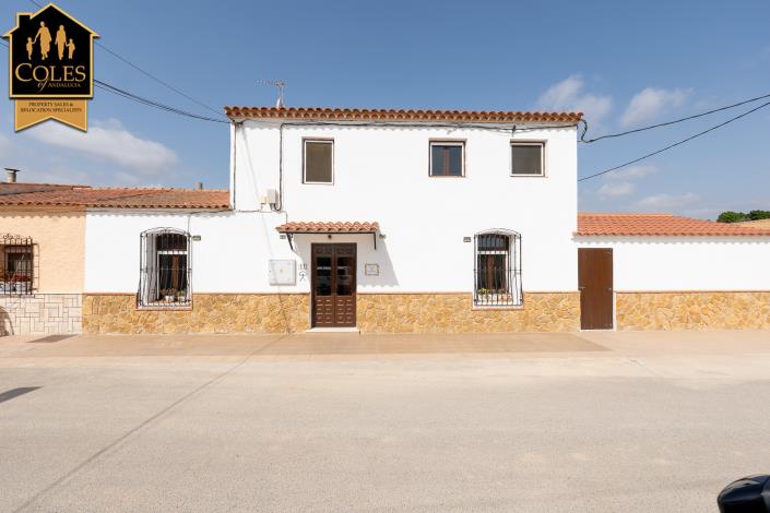 Image No.40-5 Bed Cortijo for sale