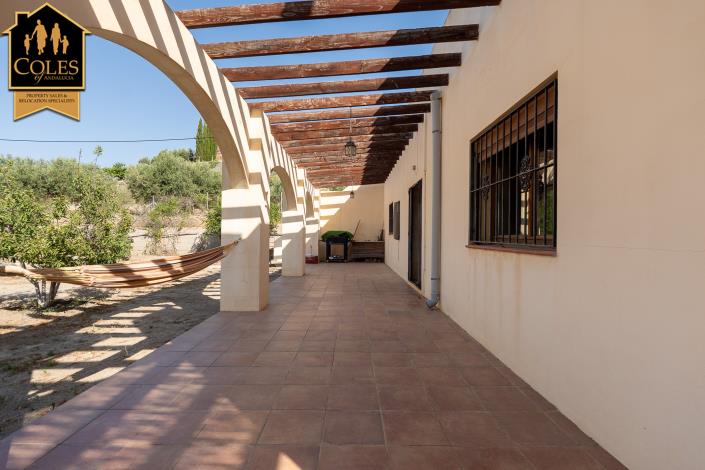 Image No.8-3 Bed Villa / Detached for sale