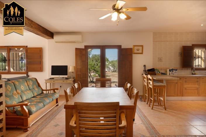 Image No.15-3 Bed Villa / Detached for sale