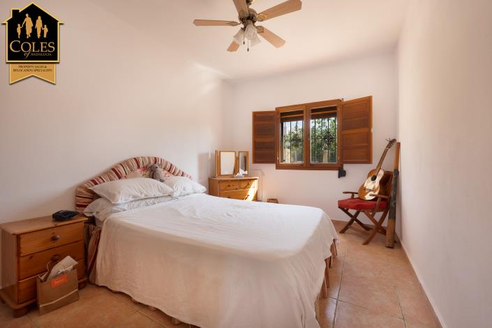 Image No.22-3 Bed Villa / Detached for sale