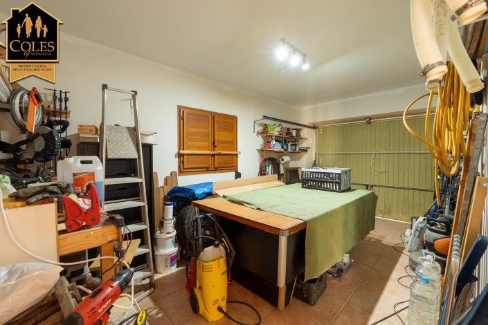 Image No.25-3 Bed Villa / Detached for sale