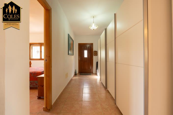 Image No.26-3 Bed Villa / Detached for sale