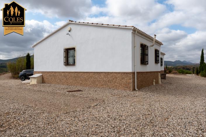 Image No.25-3 Bed Villa / Detached for sale