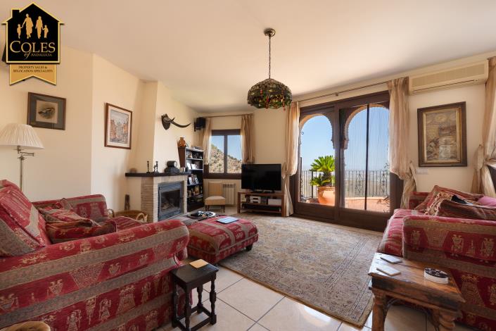 Image No.11-4 Bed Villa / Detached for sale