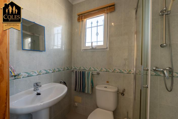 Image No.25-2 Bed Villa / Detached for sale