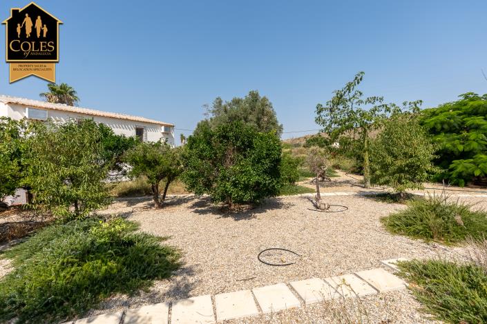 Image No.8-4 Bed Cortijo for sale