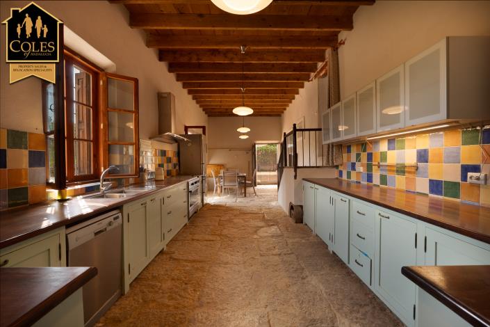 Image No.10-4 Bed Cortijo for sale