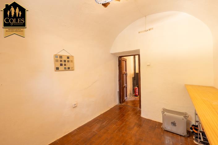 Image No.16-4 Bed Cortijo for sale