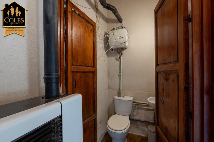 Image No.27-4 Bed Cortijo for sale