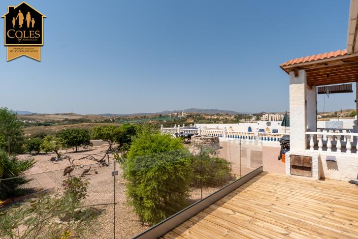 Image No.8-3 Bed Villa / Detached for sale