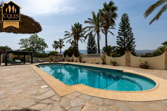 Image No.7-3 Bed Villa / Detached for sale