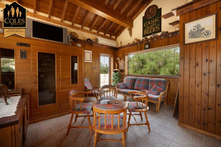 Image No.11-3 Bed Villa / Detached for sale