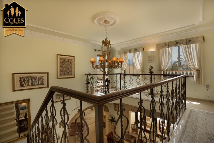 Image No.36-3 Bed Villa / Detached for sale