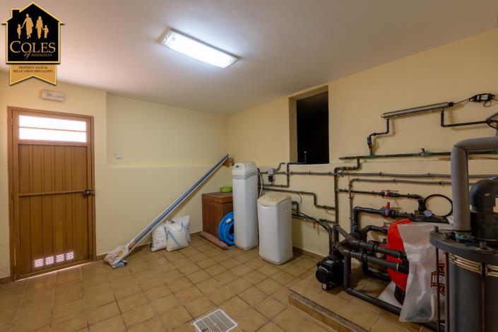 Image No.55-3 Bed Villa / Detached for sale