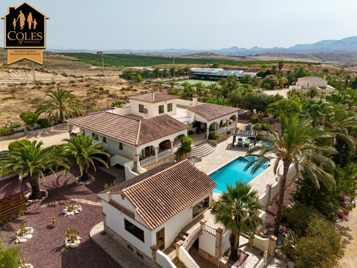 Image No.59-3 Bed Villa / Detached for sale