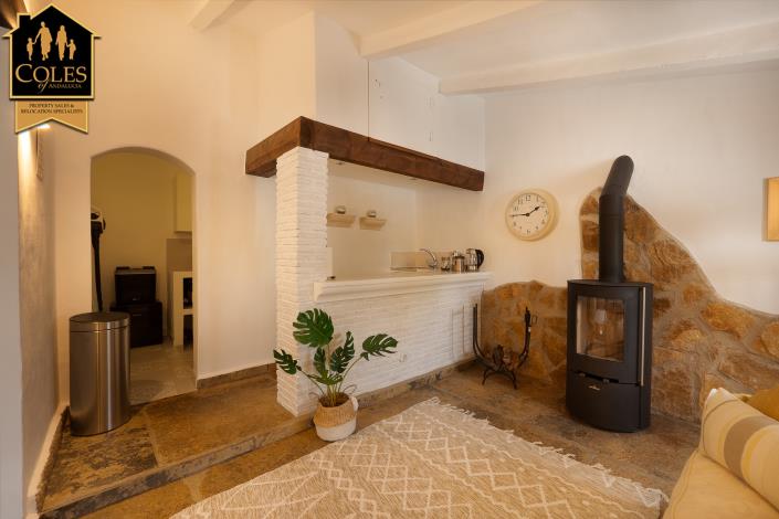 Image No.25-5 Bed Cortijo for sale