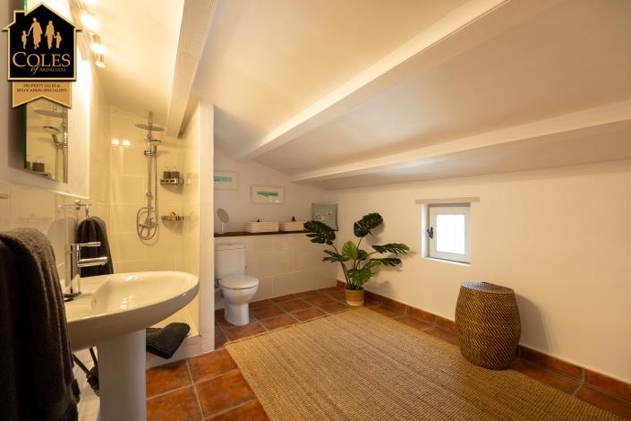 Image No.55-5 Bed Cortijo for sale