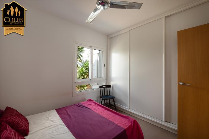 Image No.22-3 Bed Villa / Detached for sale