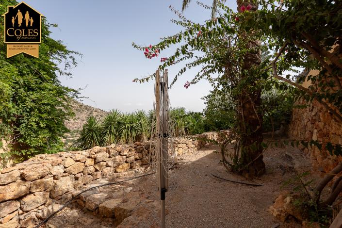 Image No.44-4 Bed Villa / Detached for sale