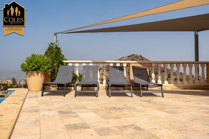 Image No.45-4 Bed Villa / Detached for sale