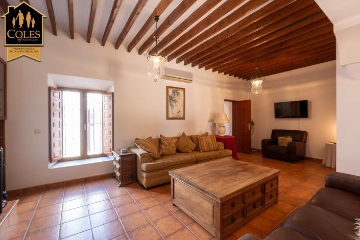 Image No.8-7 Bed Cortijo for sale