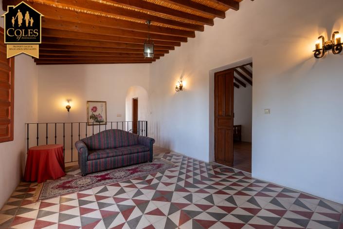 Image No.28-7 Bed Cortijo for sale