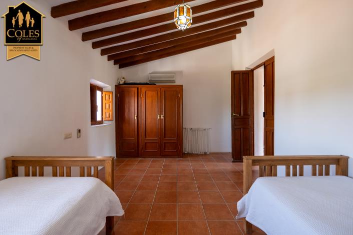 Image No.36-7 Bed Cortijo for sale