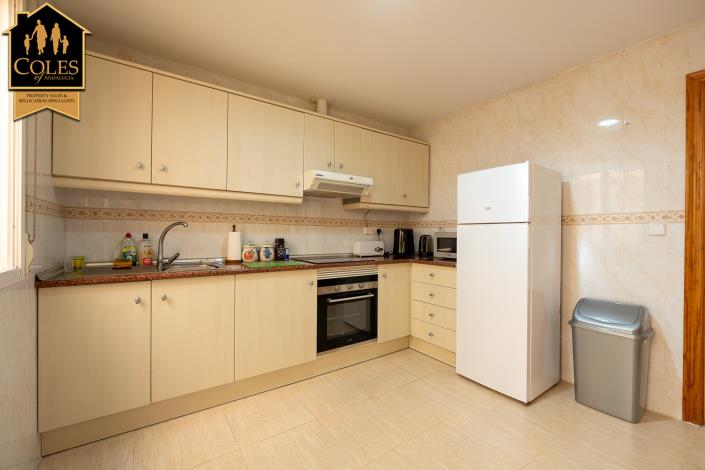 Image No.20-2 Bed Apartment for sale