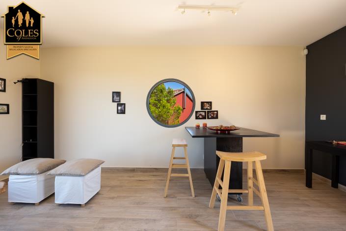 Image No.28-3 Bed Villa / Detached for sale