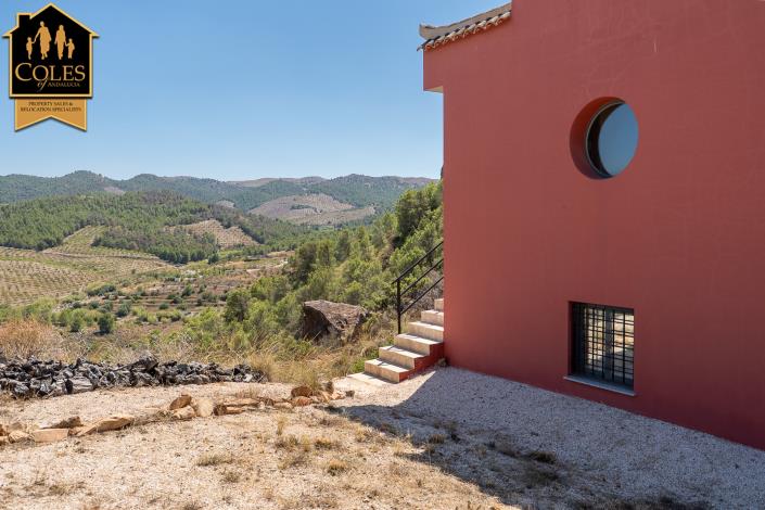 Image No.30-3 Bed Villa / Detached for sale