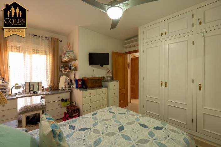 Image No.14-4 Bed Villa for sale