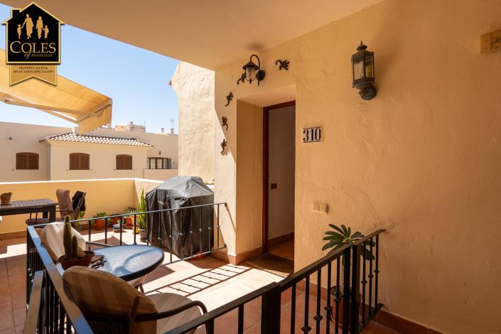 Image No.25-3 Bed Apartment for sale