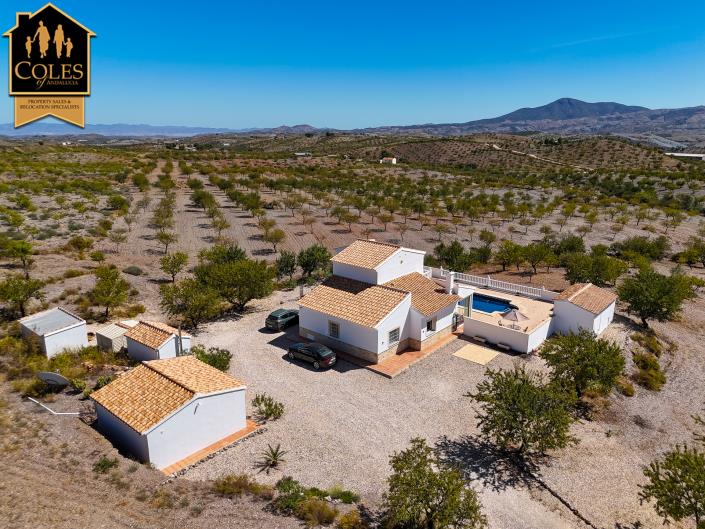 Image No.3-3 Bed Villa / Detached for sale