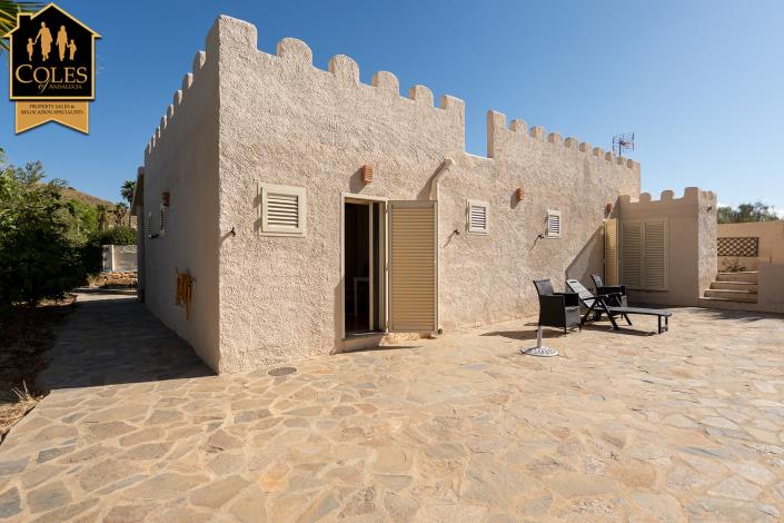 Image No.10-2 Bed Villa for sale